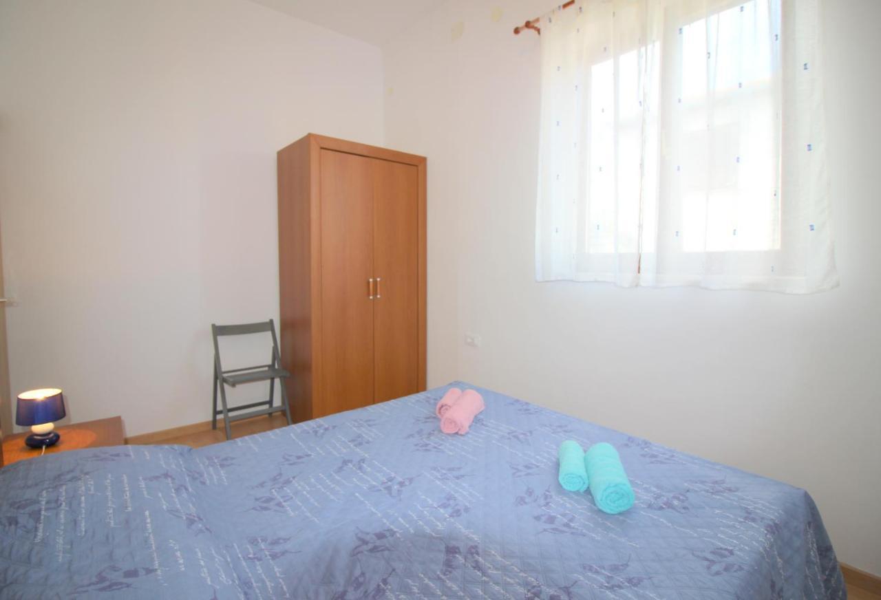 Apartment Ema Near City Center Porec Esterno foto
