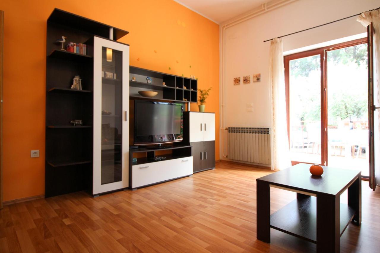 Apartment Ema Near City Center Porec Esterno foto
